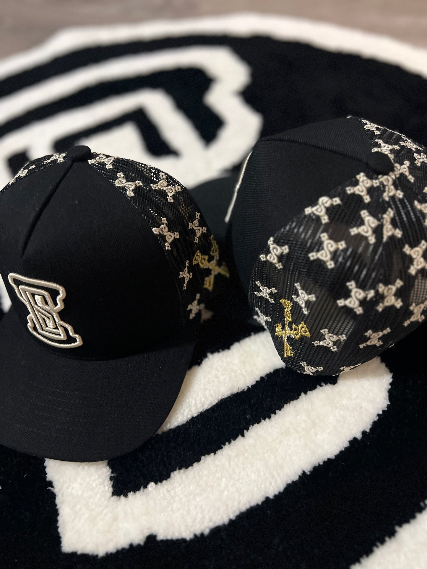 LSS MONOGRAM TRUCKER